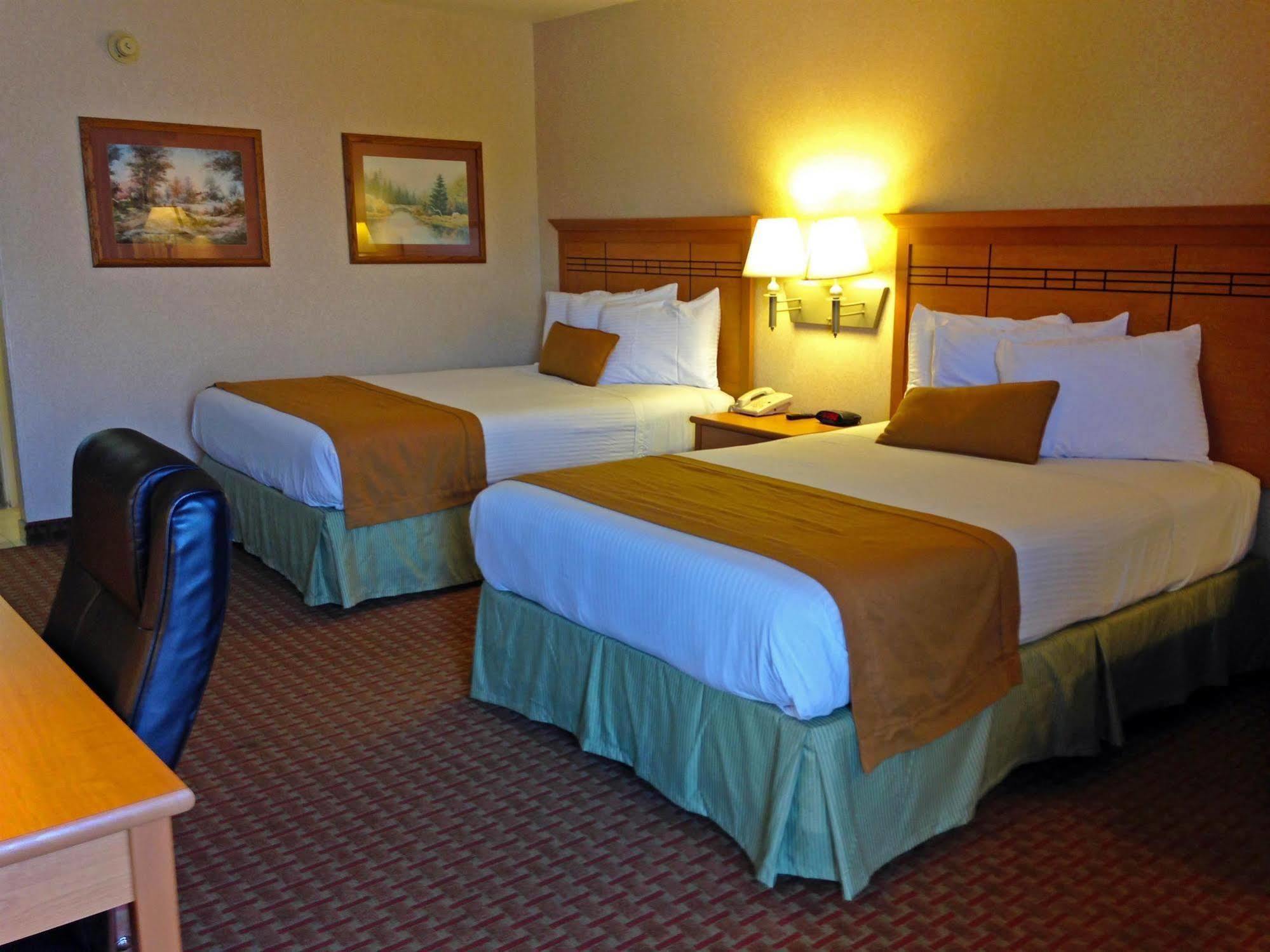 Americas Best Value Inn And Suites Desoto Exterior photo
